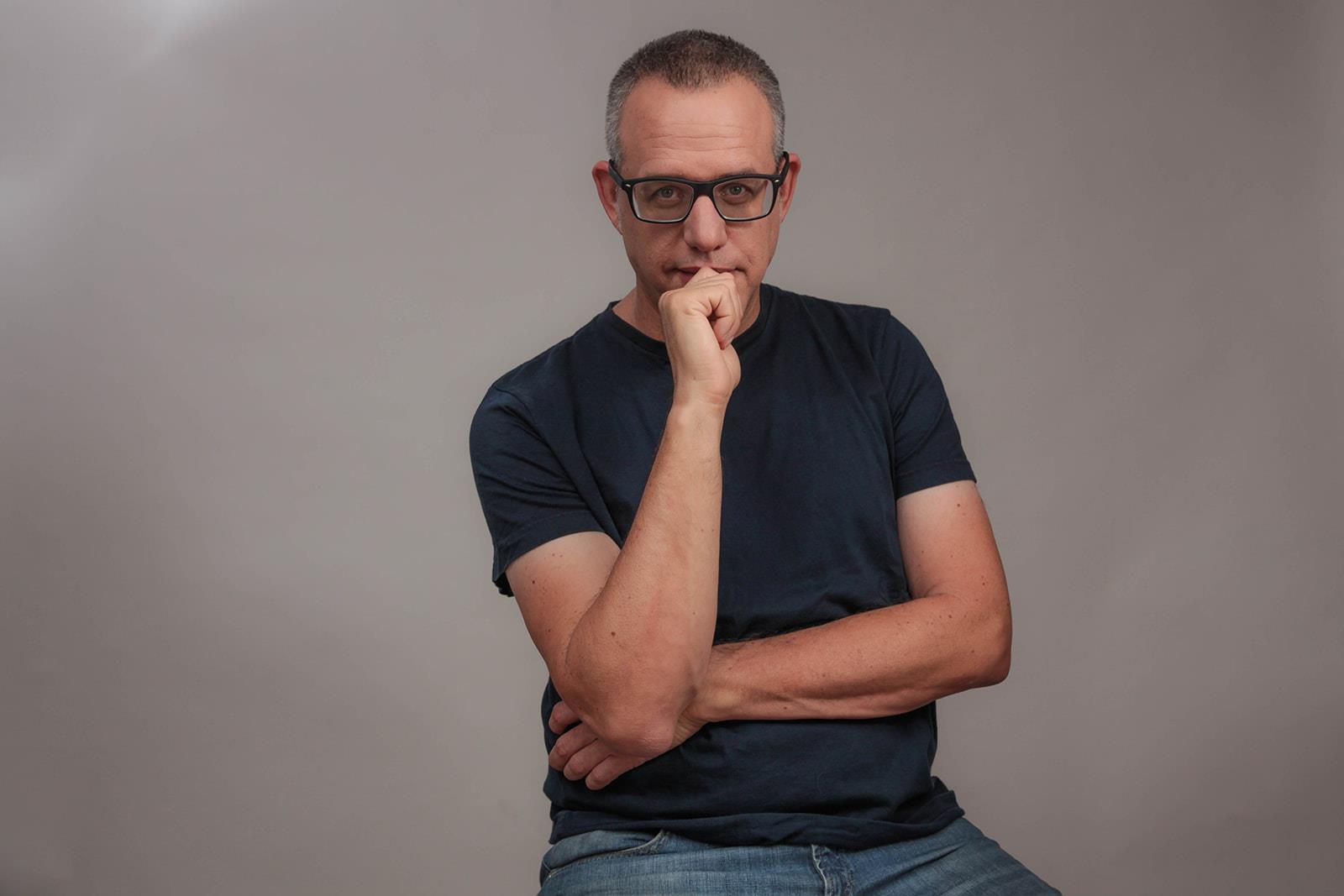 אייל דורון הרצאה וחתימות חודש הספר